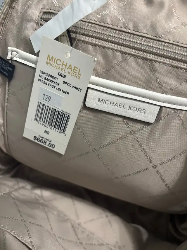 Michael Kors Backpack in Women's - Bags & Wallets in Sudbury - Image 3