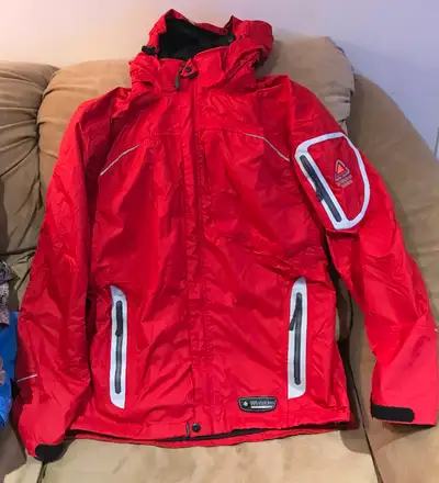 Wind / Water Resistant Ripstop This jacket is in BNC Pick up in Sutherland. Cash only