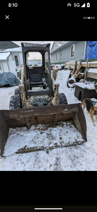 825 Clark bobcat with huge snow bucket