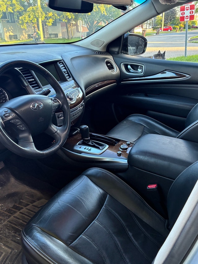Infiniti JX35 — photo 4