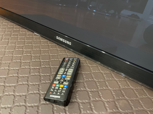 Samsung plasma tv in TVs in Markham / York Region - Image 2