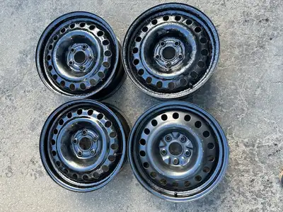 17" Chevrolet EQIUNOX set of 4 Wheels, RIMS bolt pattern 5x120 514 473 6325