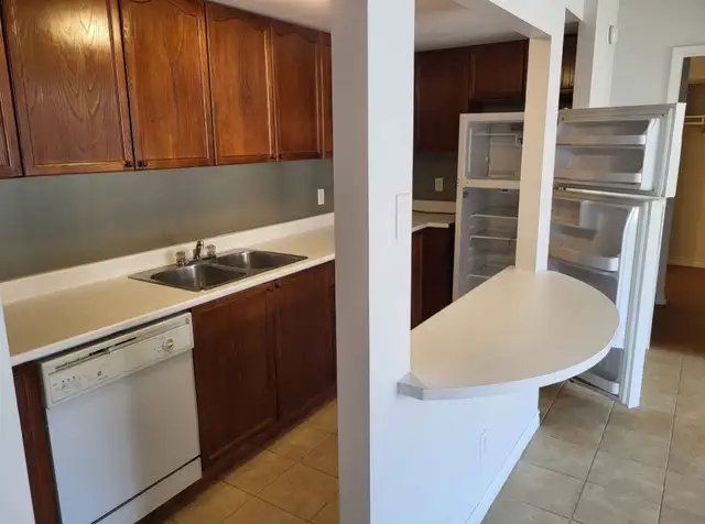 Private Room for Rent in Long Term Rentals in City of Halifax - Image 10