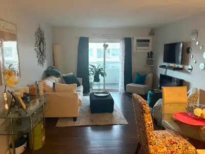 Gorgeous 2 bedroom 1 bath condo. Upgraded kitchen and bath, new windows and AC. $2250 including HW,...