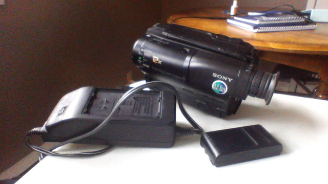 Sony Handycam CCD TR23 NTSC camcorder in Cameras & Camcorders in Saint John