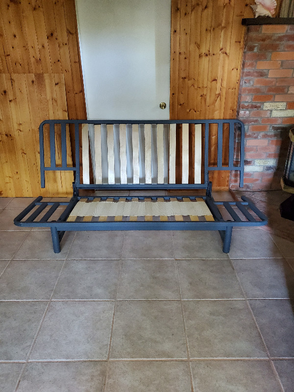 Futon Frame Couches & Futons Mississauga / Peel Region Kijiji