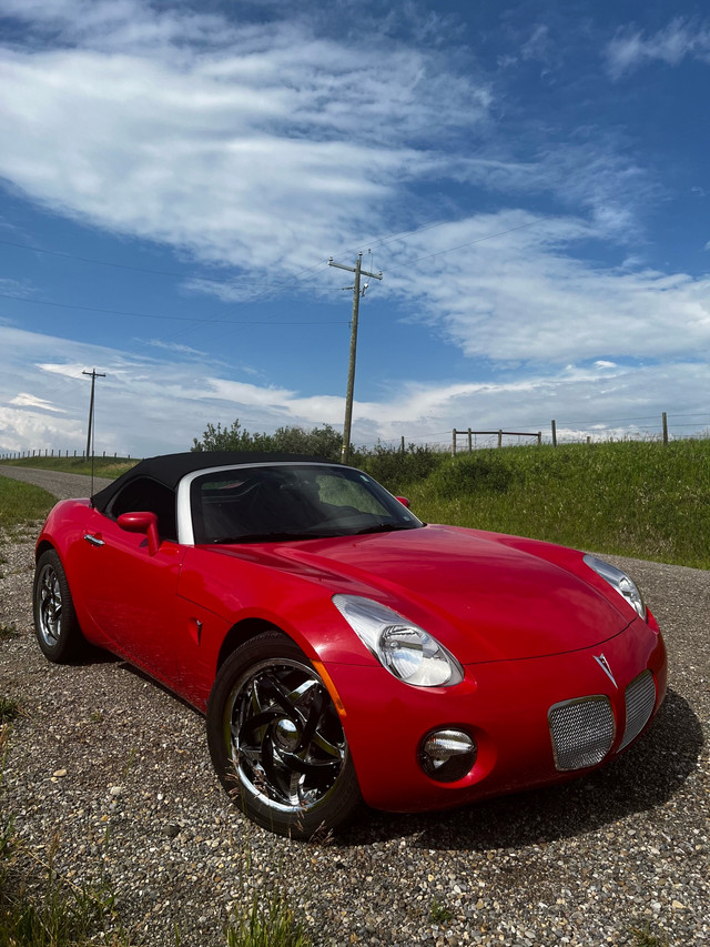2006 Pontiac Solstice  in Cars & Trucks in Lethbridge