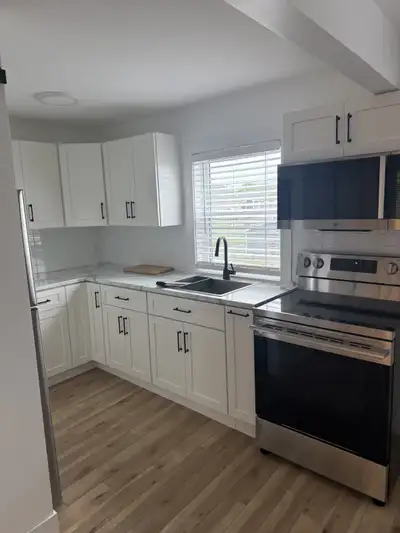 $1,200 per month | Available Newly renovated and ready for its new tenant! This clean and comfortabl...