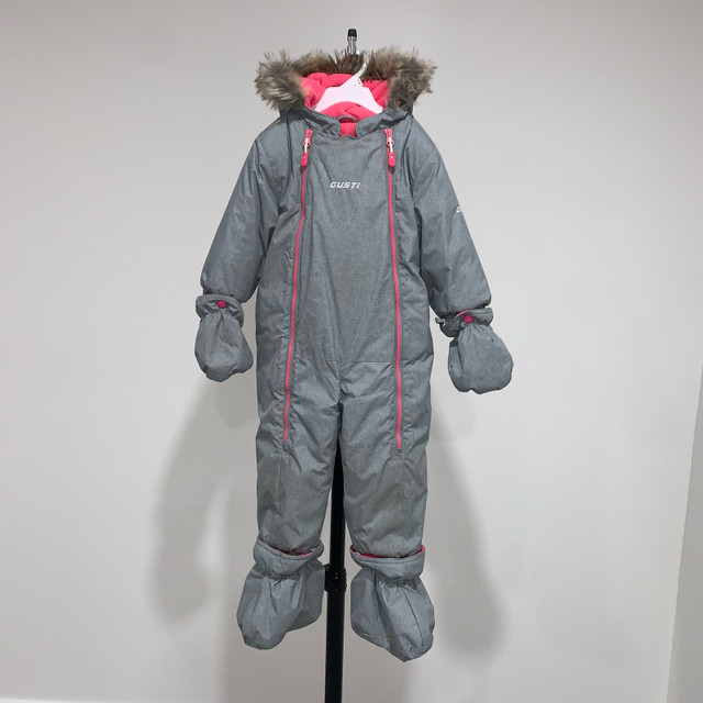 Gusti snowsuits - 24 months  dans Vêtements - 18 à 24 mois  à Ville de Montréal