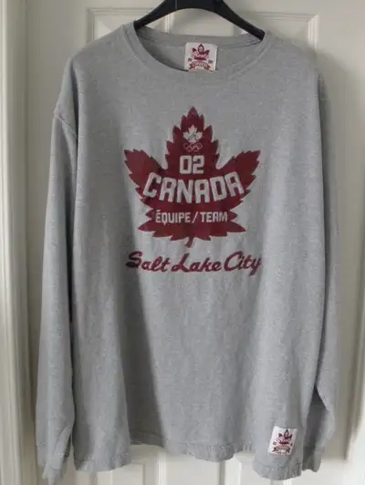 Roots 2002 Team Canada Olympic Men’s Sport Wear Team Canada official Roots Men’s extra large (size X...