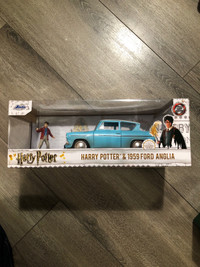 Harry Potter & 1959 ford anglia