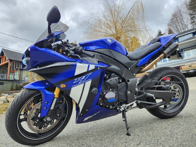 r1 kijiji