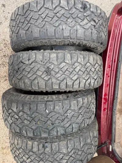 I am selling a set of four used Dick Cepek Dura AT tires, size 265/65R18, that would be perfect for...