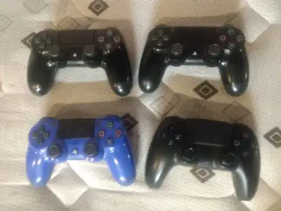 Lot of 5 Broken Gaming Items (1x PS5, 3x PS4, 1x RGB Keyboard), View more