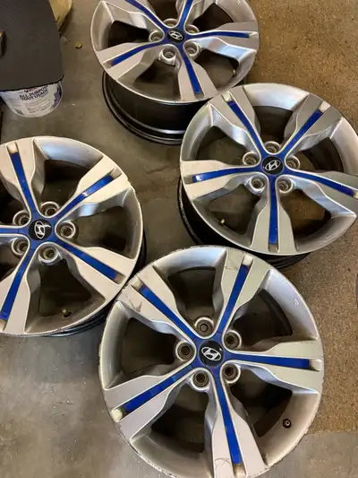Available if listed. Will not answer questions about availability*** I'm selling a set of four 18" H...