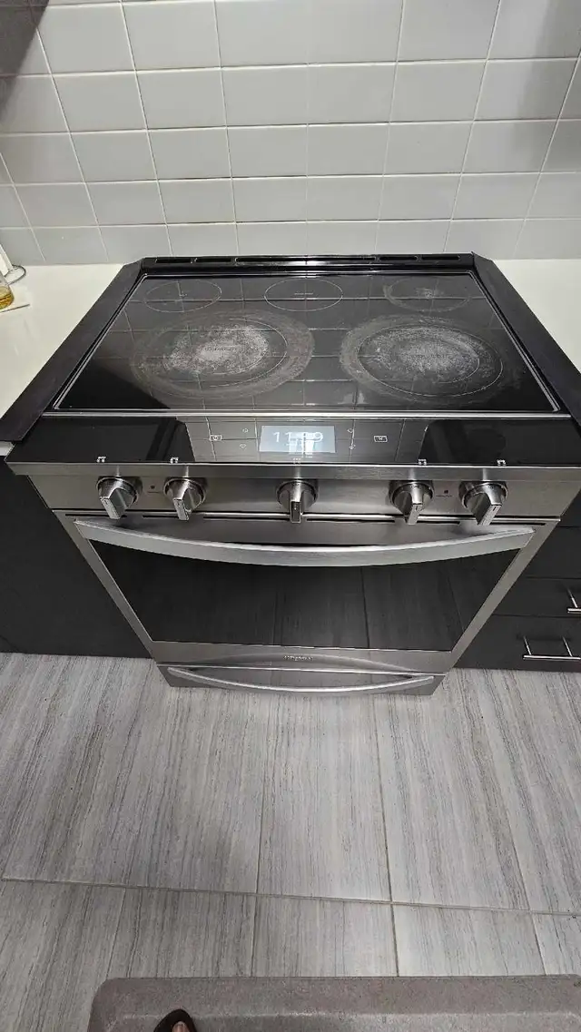 Whirlpool smart cooking range with wifi in Stoves, Ovens & Ranges in Barrie - Image 10