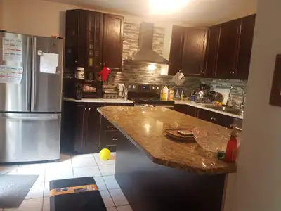 MALE Only The property is in a great location in Sandy Hill only a 10-minute walk from both Ottawa U...