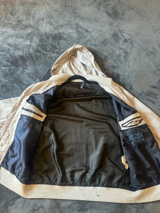 Zara Men’s Bomber Jacket XL in Men's in Oakville / Halton Region - Image 4