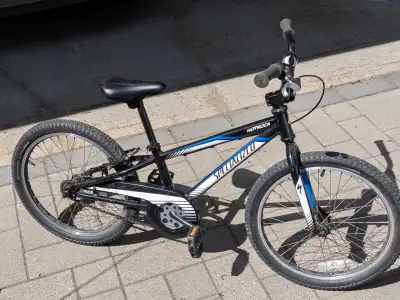 Specialized Hotrock 20 Inch Kids Bike, View more
