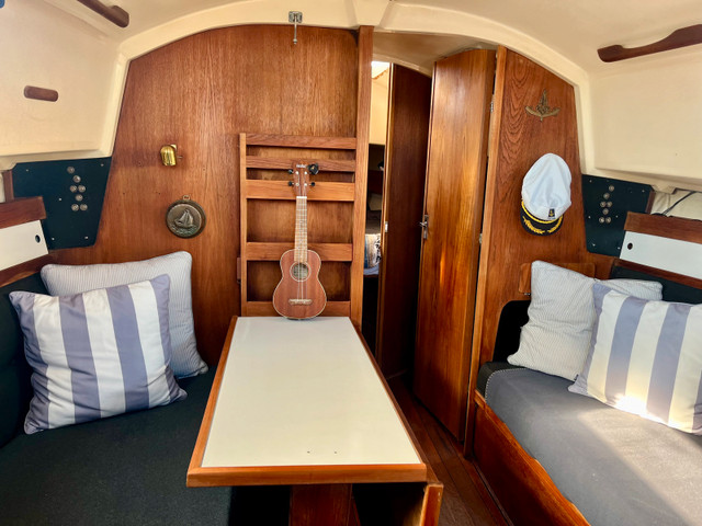 For Sale: 1979 Sabre 28, dingy included – Turnkey in Sailboats in City of Toronto - Image 4