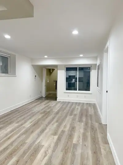 2 bedrooms basement suite for rent (Clayton Heights Suerry)