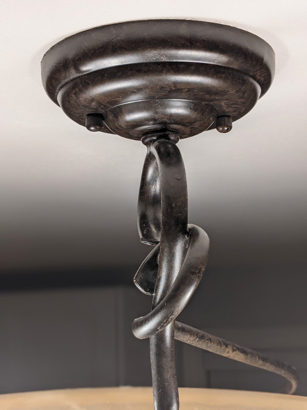 Semi-flush chandelier in Indoor Lighting & Fans in Markham / York Region - Image 3