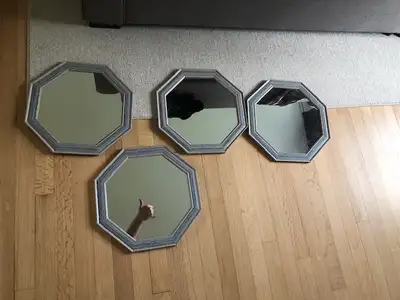 Mirrors: 14in x 14in: Pickup in Centrepointe / Algonquin College, View more