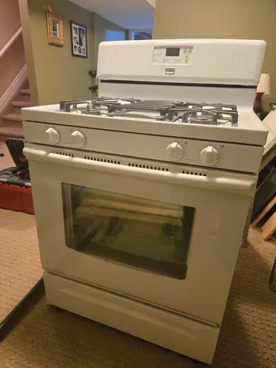 Gas stove Maytag, View more