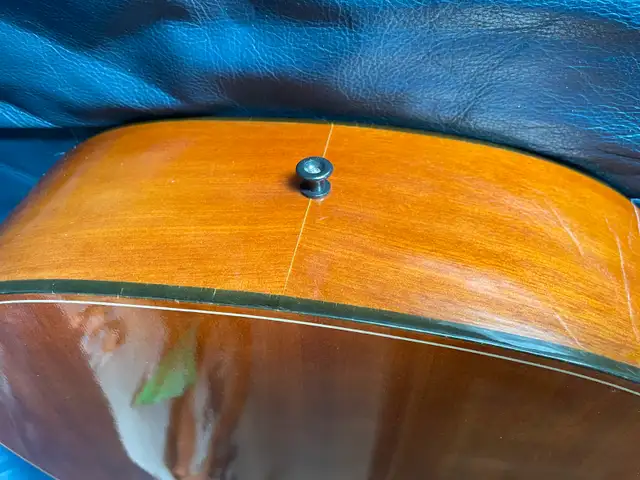 GUITAR LIKE NEW WITH CASE, NEW STRINGS in Guitars in Strathcona County - Image 7