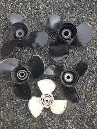 Boat engine propellers 
