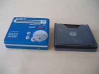 Sony Digital Mega Bass MD Walkman MZ-R 70,Blue