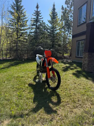2023 KTM SXF 250 for sale, 78 hours on the bike, top and bottom end done 20hours ago by 403MX as wel...
