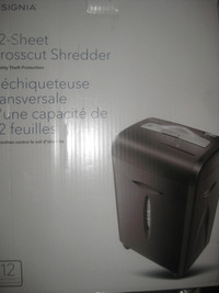 Insignia 12 Sheet Crosscut Paper Shredder with 15L Basket Wheels