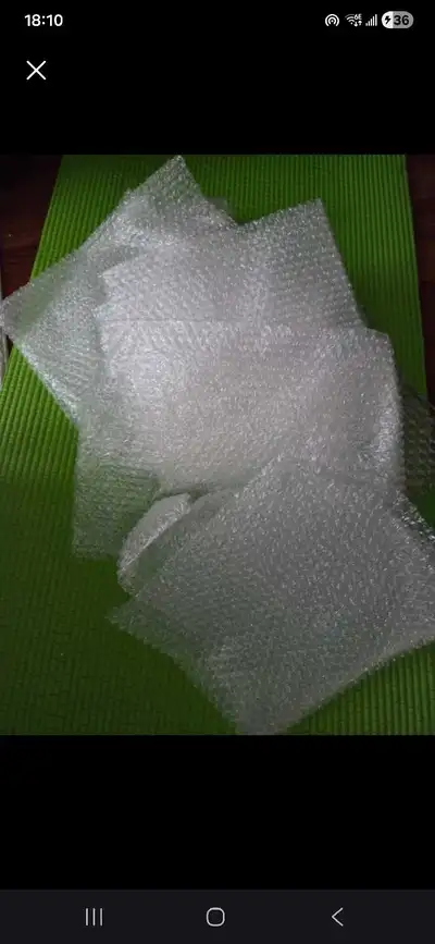 6 Pieces of Bubble Wrap, View more