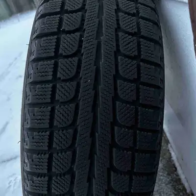 205/60/R16 only used two seasons and low mileage like new. 5 bolt pattern, pick up Cambridge