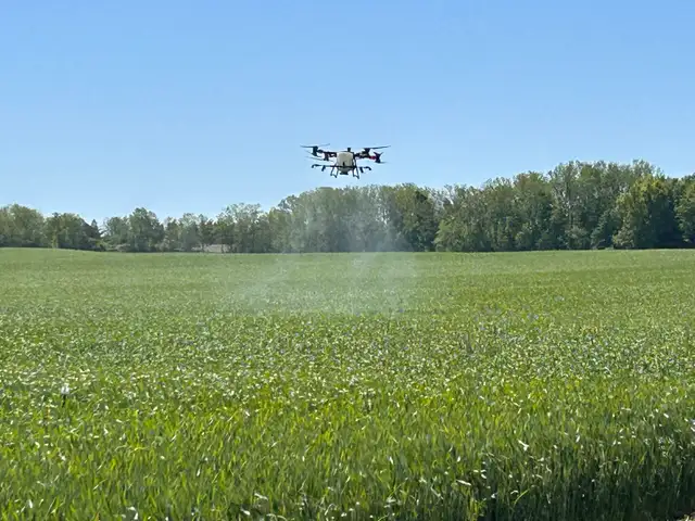 Custom Drone Spraying490886853171630080