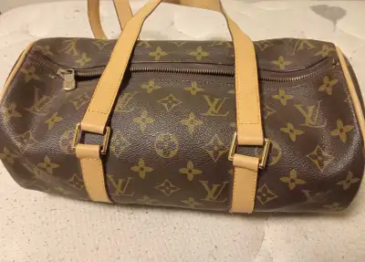 Don’t miss out on a rare heirloom piece! Message me with your phone number for a fast response. Firs...