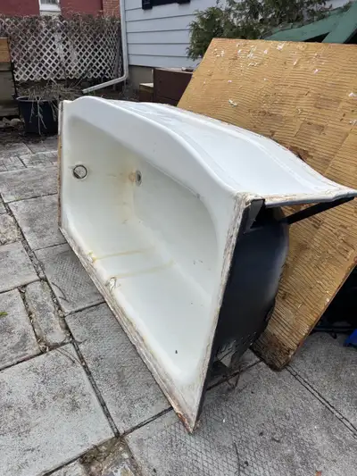 Scrap Steel Bathtub , View more