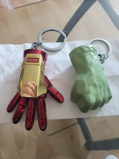 Iron Man + Hulk keychain, View more