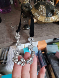 Velvet Crystal Necklace 