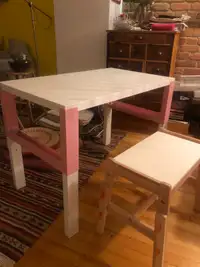 Ikea bureau et banc enfant