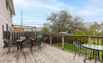 Room for Rent – Available December 1,2026 Cozy, clean, QUIET and comfortable place. This is a ✅ 1 LA...