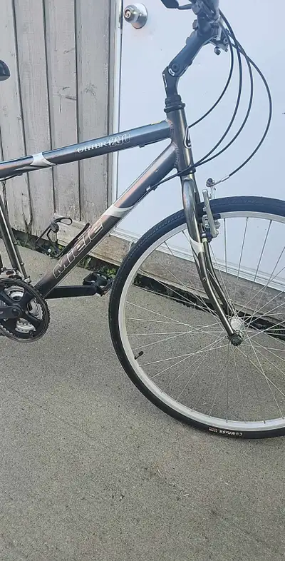 Vélo 18 pouce, View more