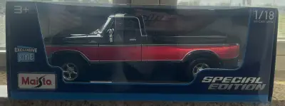 New in box, price reflects having to have a case of cars shipped to Canada. Split across each. $50 P...