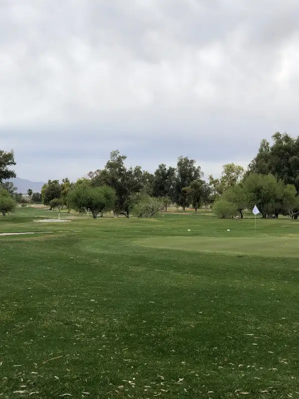 Vacation Home in Arizona in Canada - Image 11