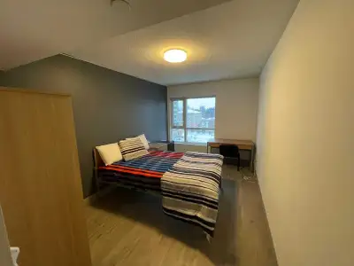Private Room with Bathroom for summer sublet in Waterloo (May–August)! Perfect for students, co-op p...