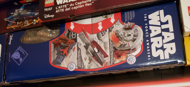 Star Wars Force Awakens Battle Action Millennium Falcon in Toys & Games in Mississauga / Peel Region - Image 3