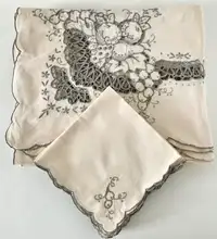 Vintage Très grande nappe & 12 serviettes de table Coton brodé L