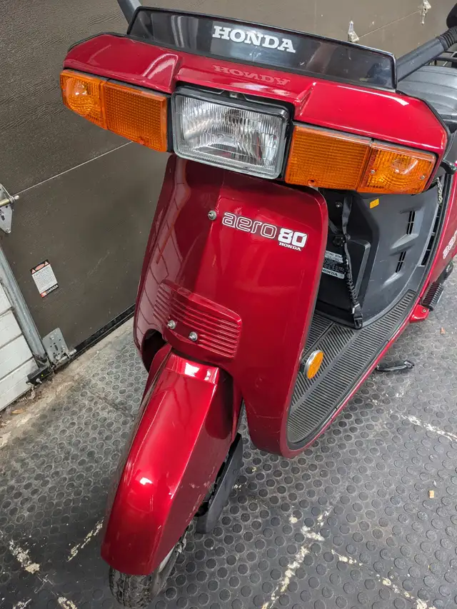 1984 Honda Aero 80 Scooter - Mint! in Scooters & Pocket Bikes in City of Toronto - Image 2