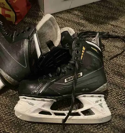 Ice skates , View more